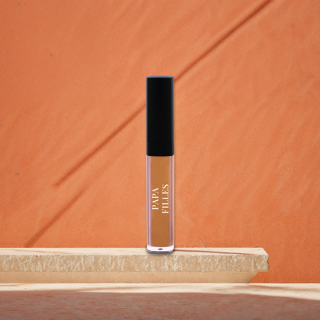 Liquid Lipstick editorial hero
